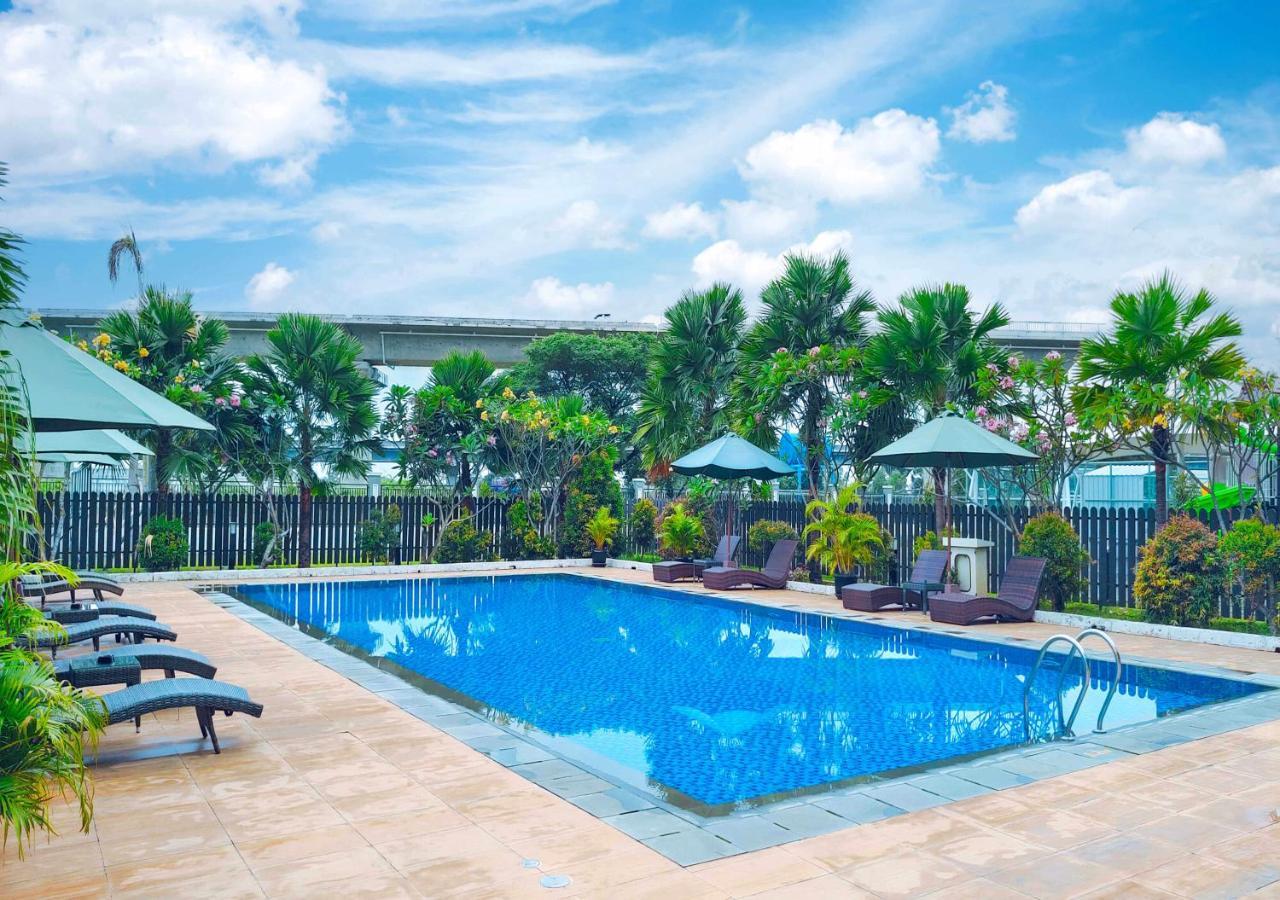 Hotel Le Premier Deltamas Cikarang